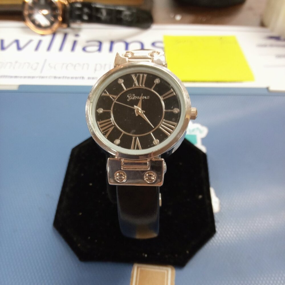 Ladies Geneva Watch
